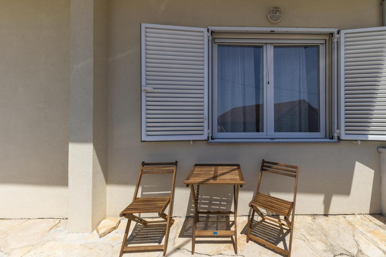 Apartments 23 And 25 With Free Private Parking Zadar Exterior foto